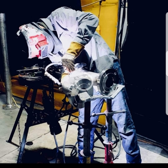 Meet your Posher, Chet - Picture 6 of 8